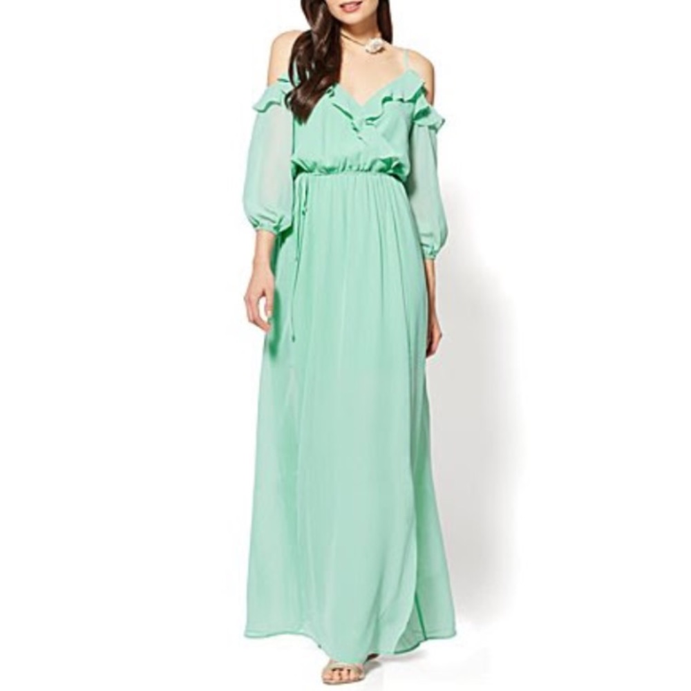 Ruffle Bare-Shoulder Maxi Dress Off shoulder